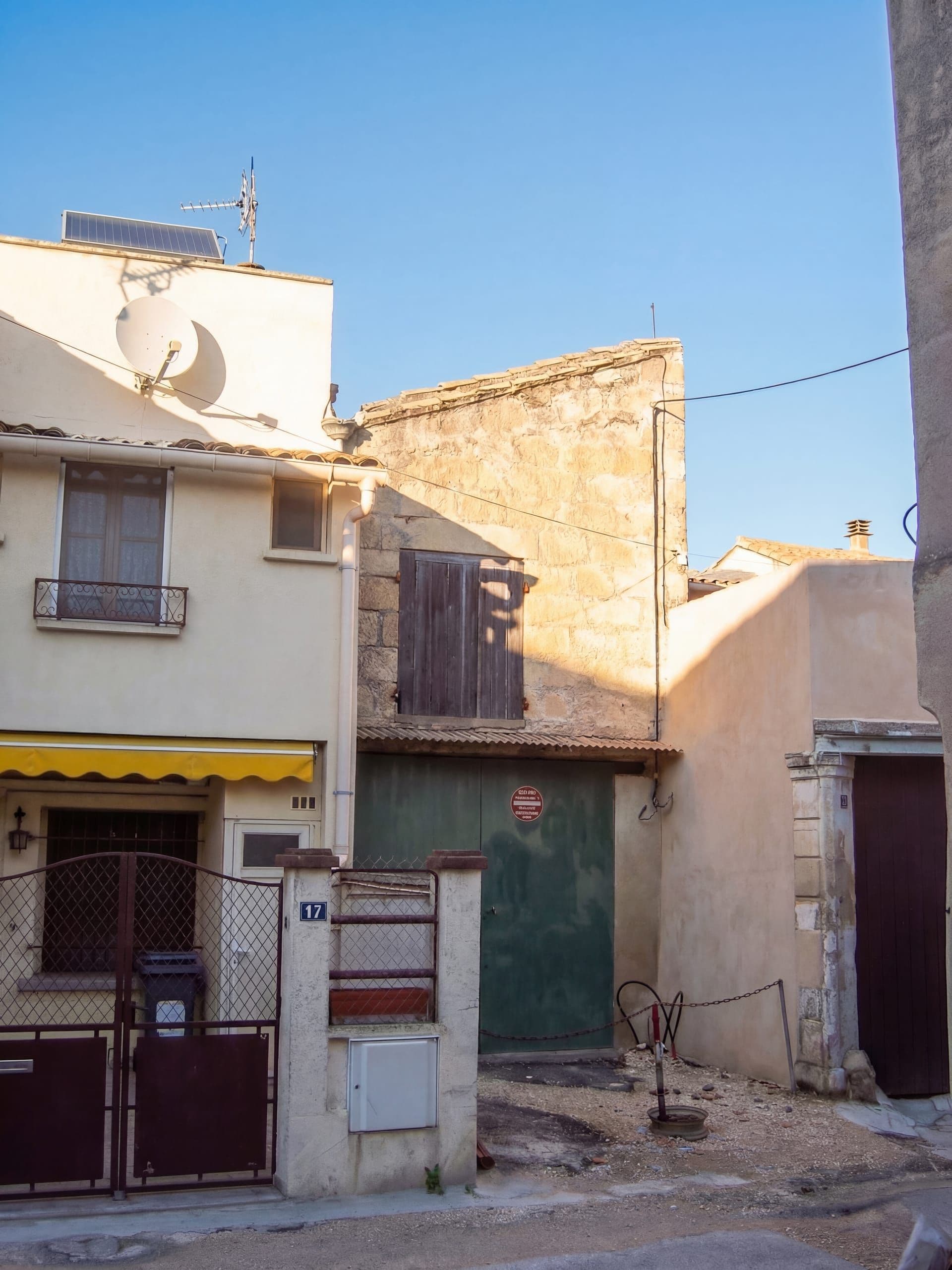 Villa contemporaine MAISON G à AIMARGUES (30) — projet d'architecte Reservoir Architecture, image 4