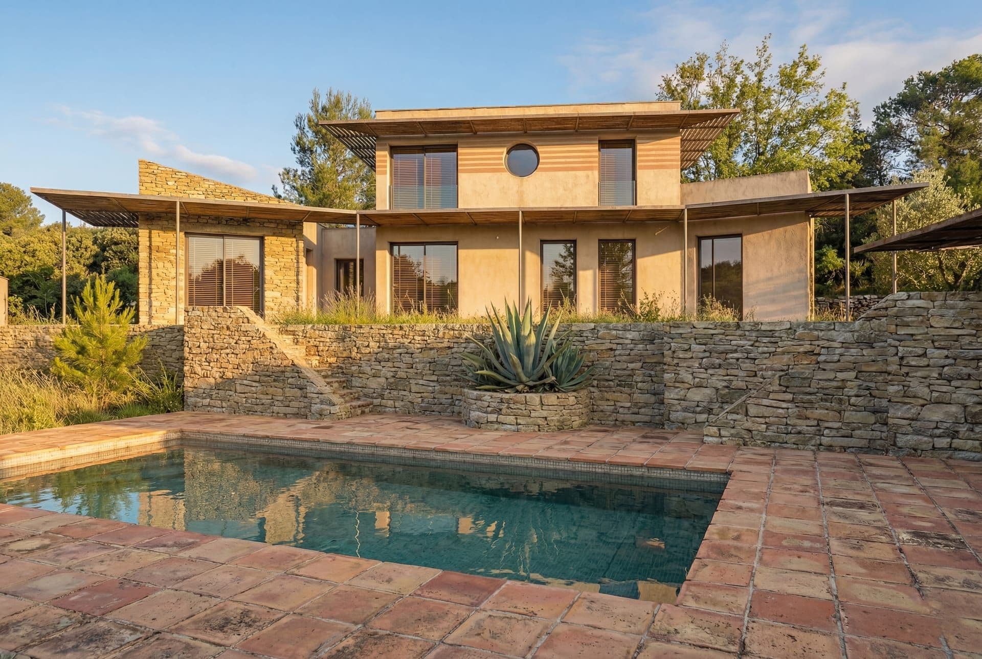 Villa contemporaine VILLA L à NÎMES (30) — projet d'architecte Reservoir Architecture, image 3