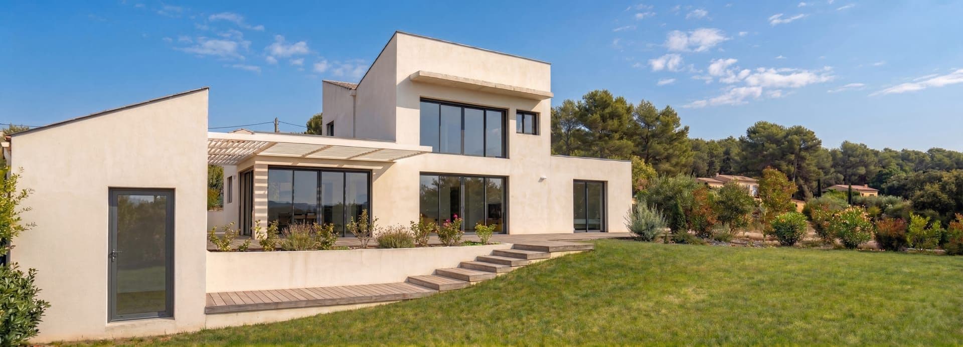 Villa contemporaine VILLA V à VERARGUES (34) — projet d'architecte Reservoir Architecture, image 2