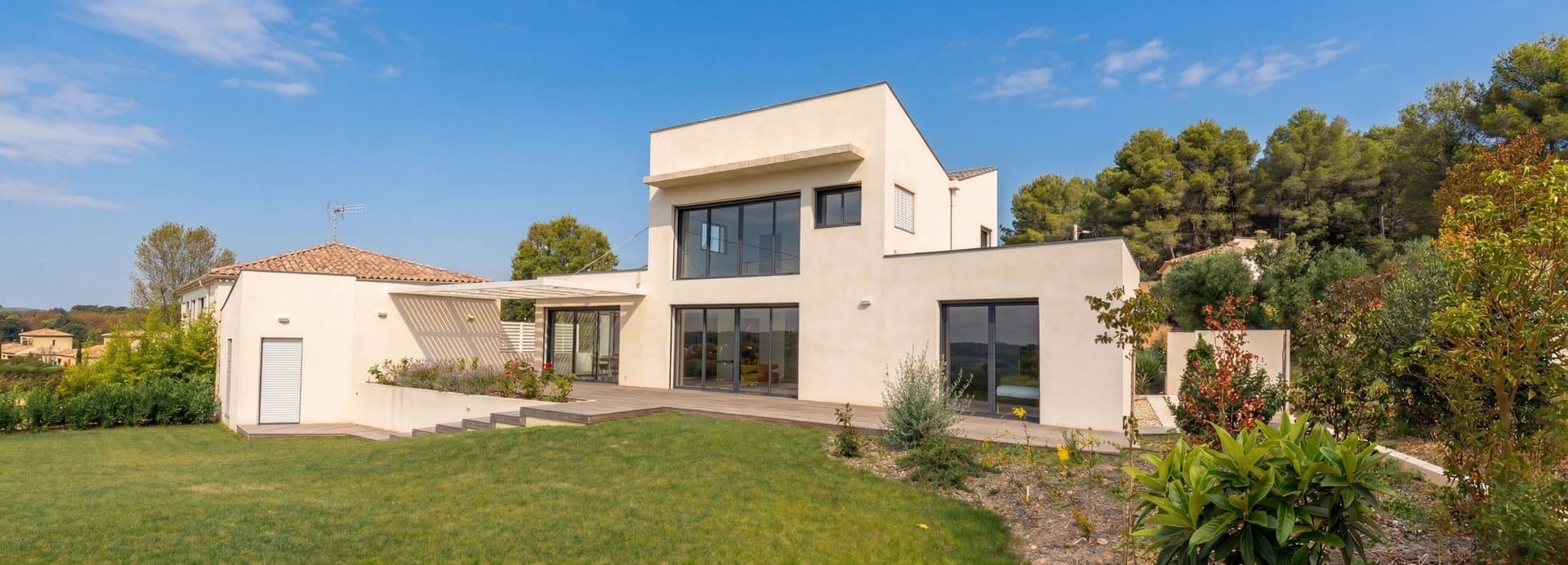 Villa contemporaine VILLA V à VERARGUES (34) — projet d'architecte Reservoir Architecture, image 3