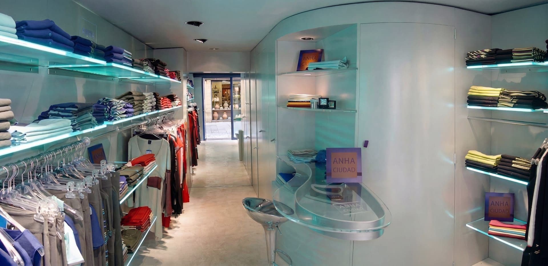 Architecture commerciale ANHA CIUDAD à AVIGNON (84) — projet d'architecte Reservoir Architecture, image 1