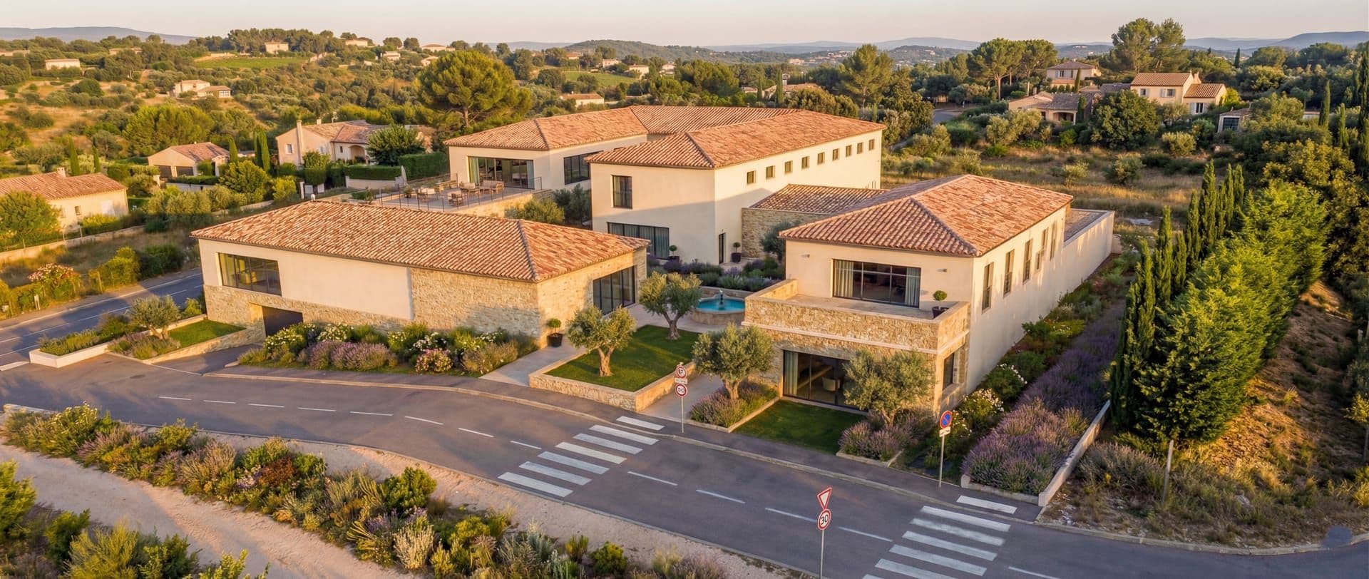 Architecture commerciale ESPRIT BASTIDE à PUYRICARD (13) — projet d'architecte Reservoir Architecture, image 6